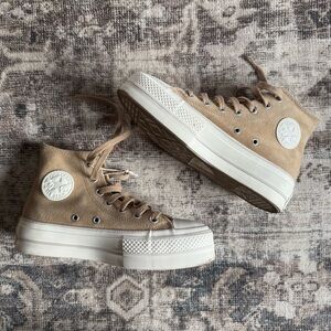Converse Tan suede High-Top Sneakers